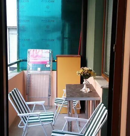 Apartment Sonya Warna